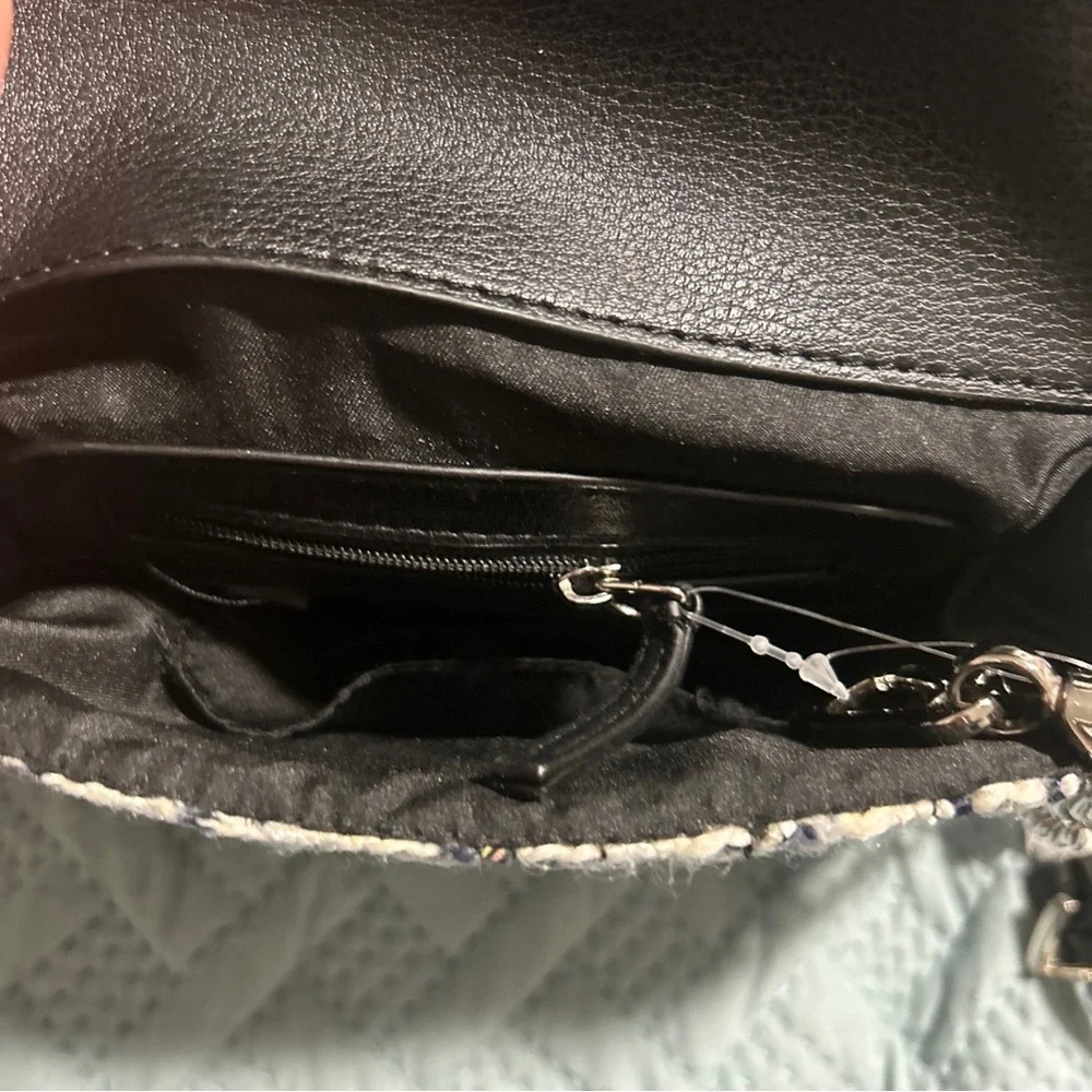 Madden NYC MBM Cat Boxy Too Handle Bag Boucle